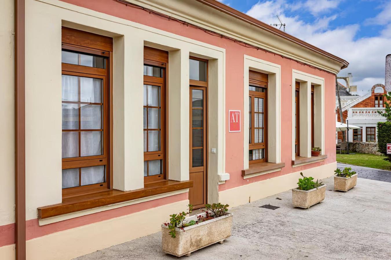 Apartamentos Turisticos As Cetareas Рінло Екстер'єр фото