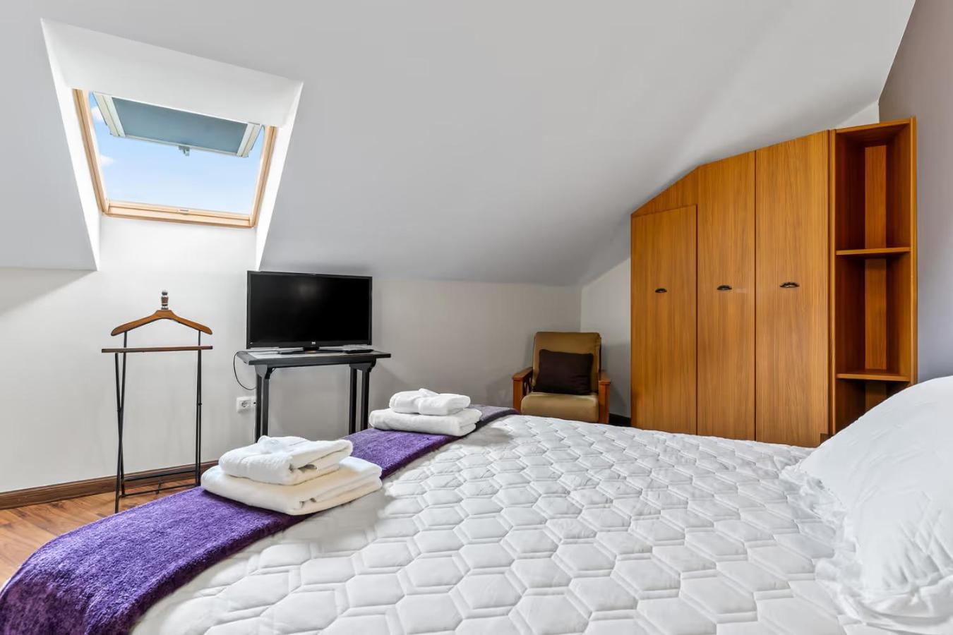 Apartamentos Turisticos As Cetareas Рінло Номер фото
