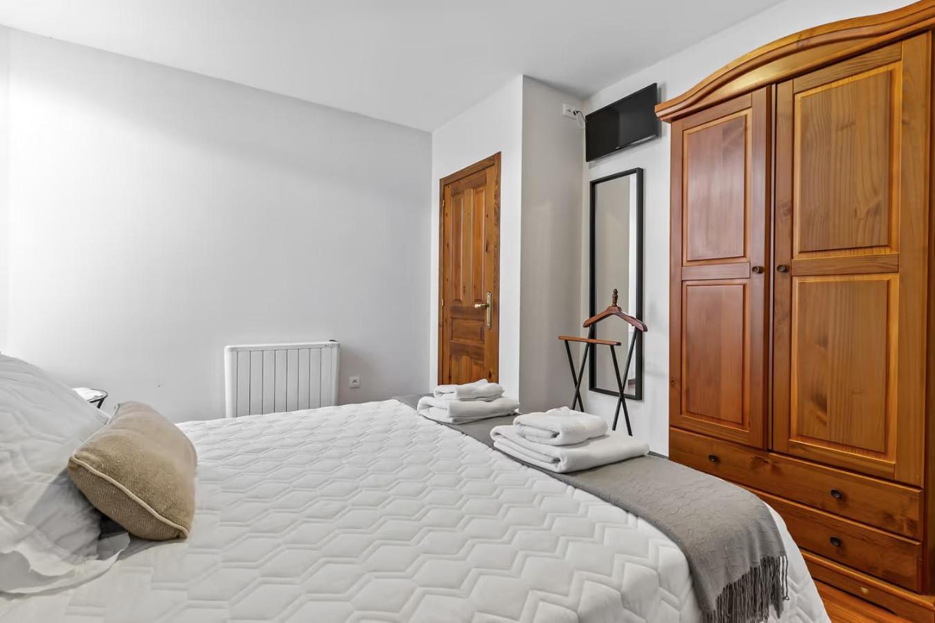 Apartamentos Turisticos As Cetareas Рінло Номер фото