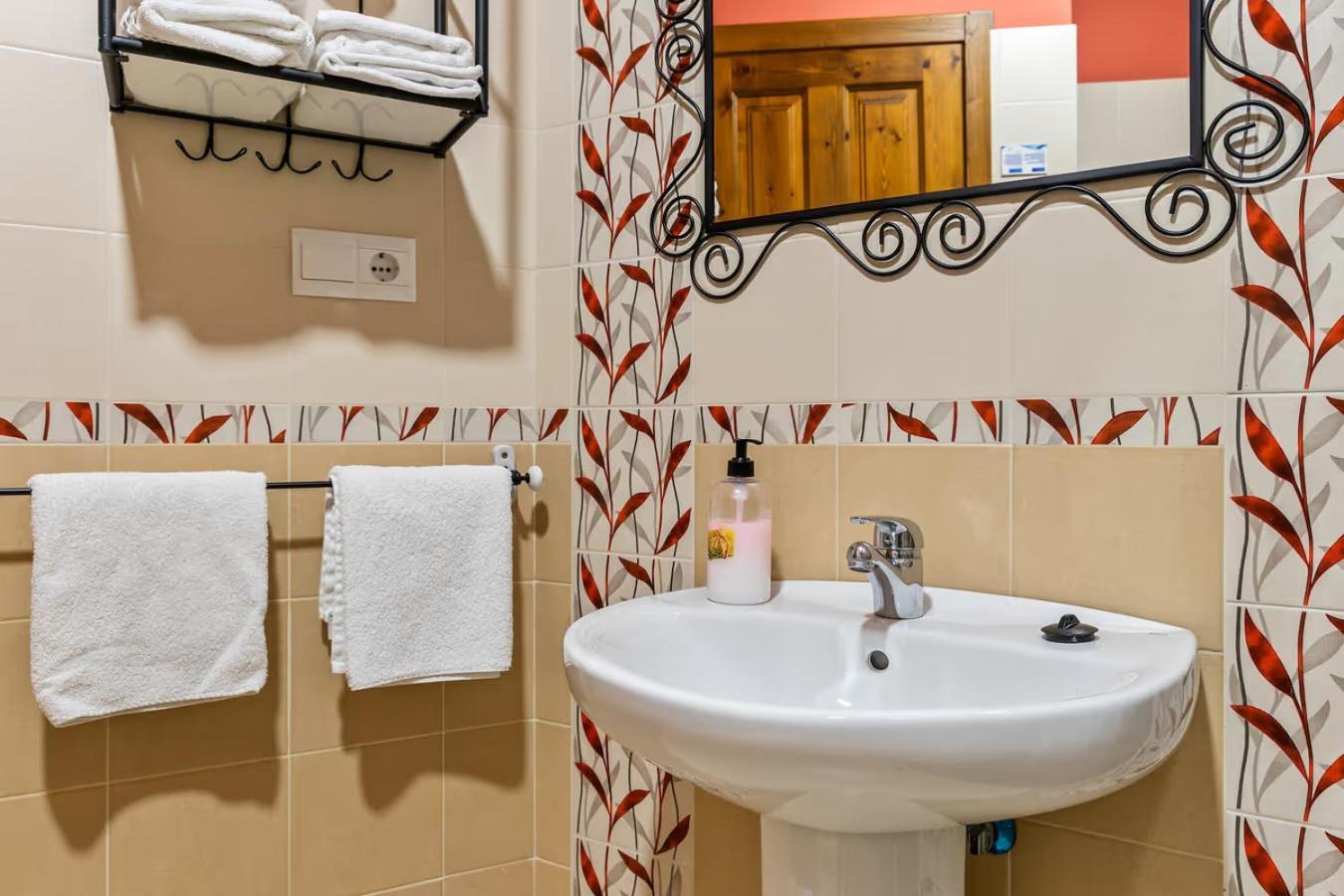 Apartamentos Turisticos As Cetareas Рінло Номер фото